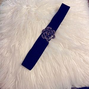 BCBG MaxAzria flower belt